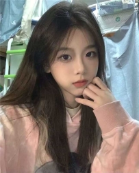 编号60192  21岁，04年出生，女，未婚，身高165cm，大专学历，老家福建市莆田市，目前在广东省潮汕市工作，学医，月收入1万元，有房，择偶要求：18-25岁，身高175cm以上，大学以上学历。