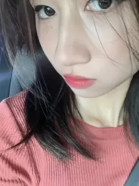 编号60093  22岁，03年出生，女，未婚，身高161cm，专科在读，老家广东省惠州市，目前在广东省梅州市读书，择偶要求：22-30岁，身高170cm以上，大专以上学历。